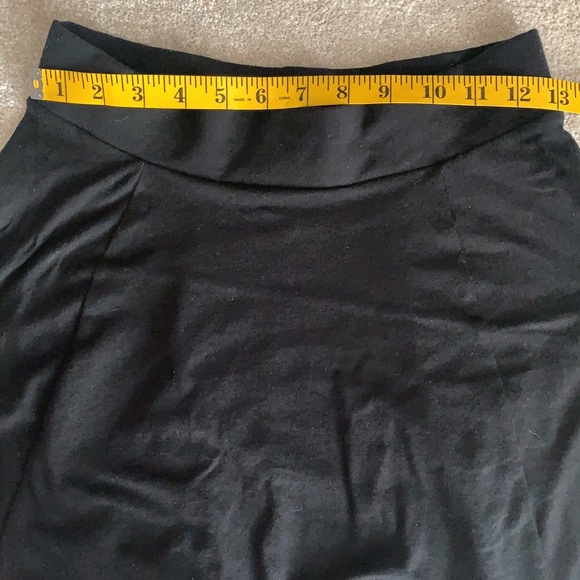 Forever 21 Skirt - Picture 3 of 5